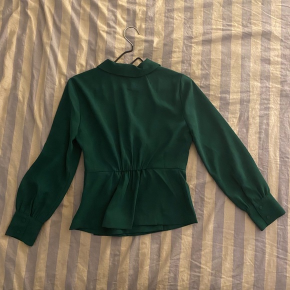 NWT J. Crew Deep Alpine Drapey Faux Wrap Top in 365 Crepe Blouse Career Size 2 - Picture 2 of 3